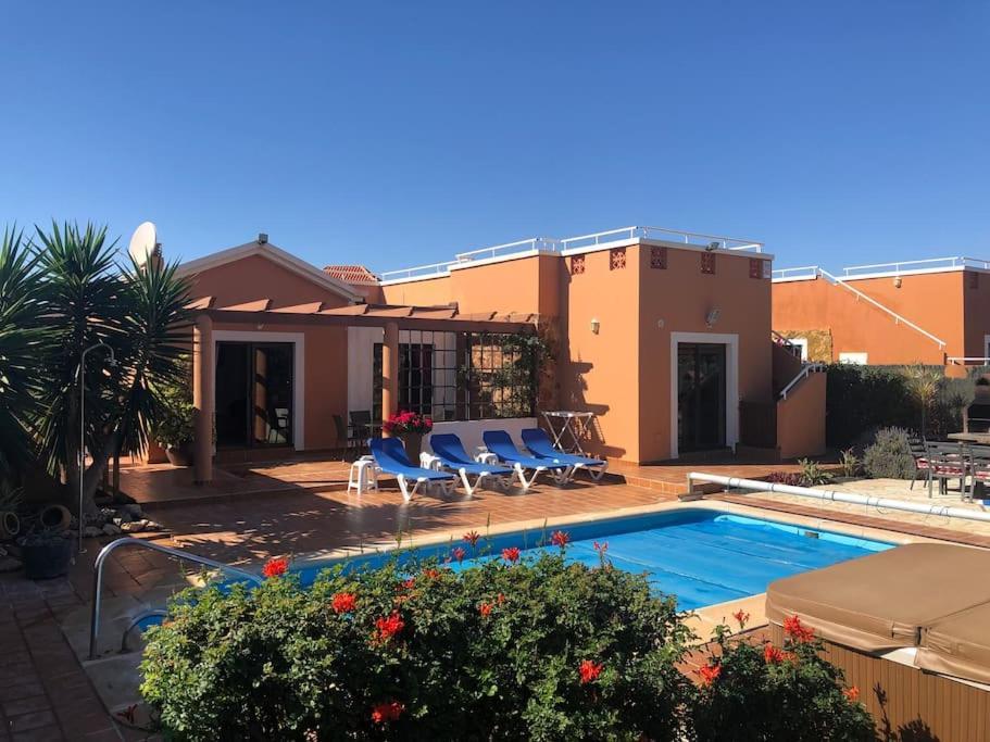 Villa Casa Piedra, Luxury Family Front Line Golf, Hot Tub,pool Table, 8 Pers,