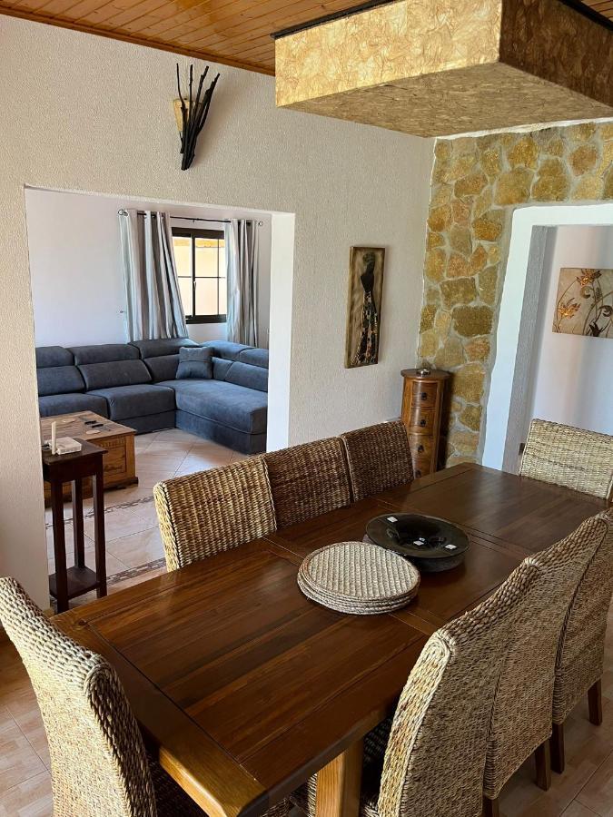 Casa Piedra, Luxury Family Front Line Golf, Hot Tub,pool Table, 8 Pers, Villa