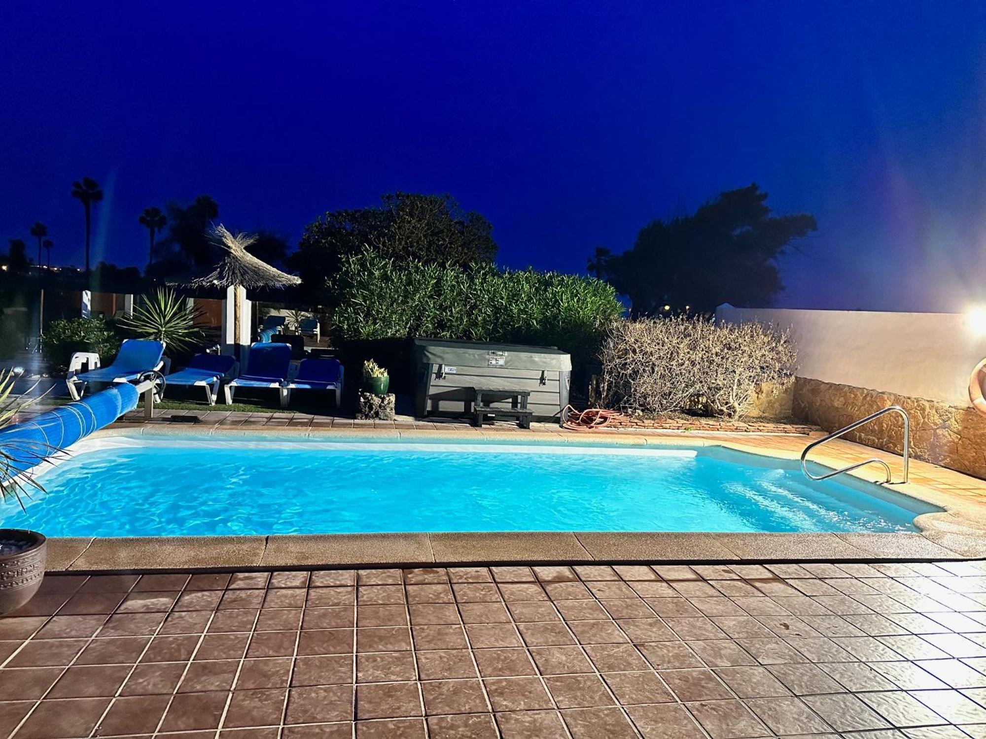 Casa Piedra, Luxury Family Front Line Golf, Hot Tub,pool Table, 8 Pers, Caleta de Fuste
